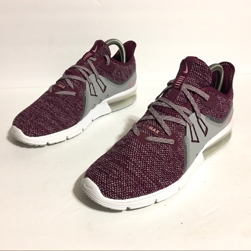 Nike Air Max Sequent 3 Running Shoes Womens sz 7.5